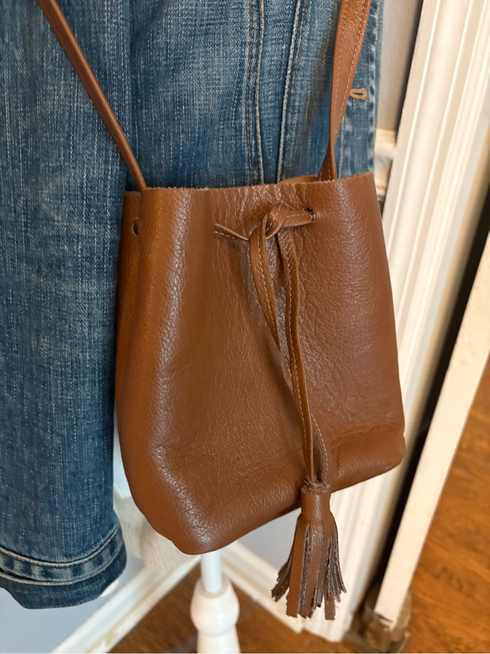 SHAFFER Tan Cognac Pebbled Leather Drawstring Tassel Bucket Shoulder Bag